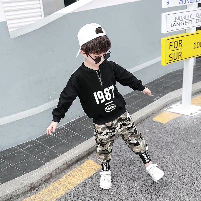 Children's camouflage suit