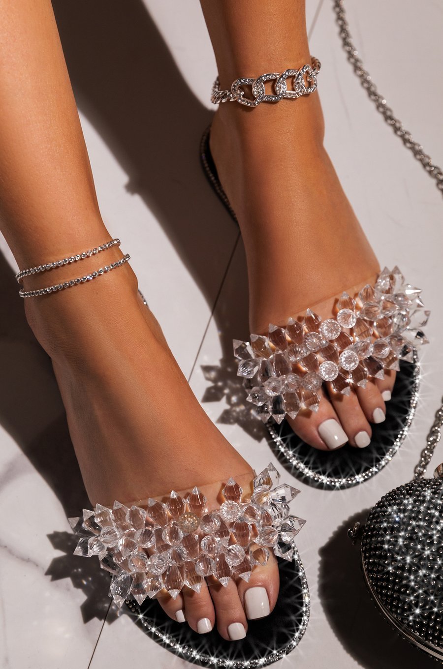 Fashion Flat Bottom Rhinestone Ladies Slippers
