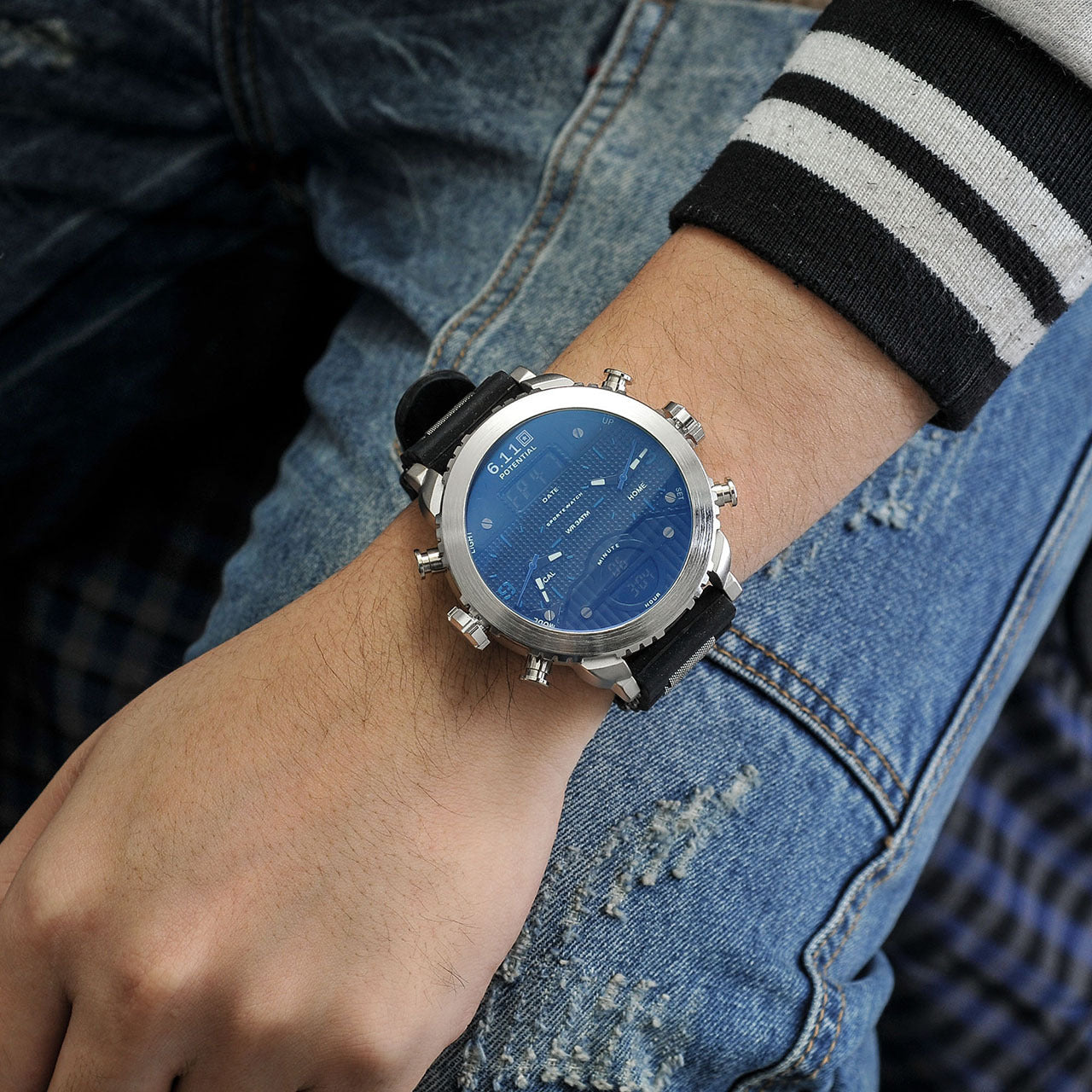 Men's watch with three movements