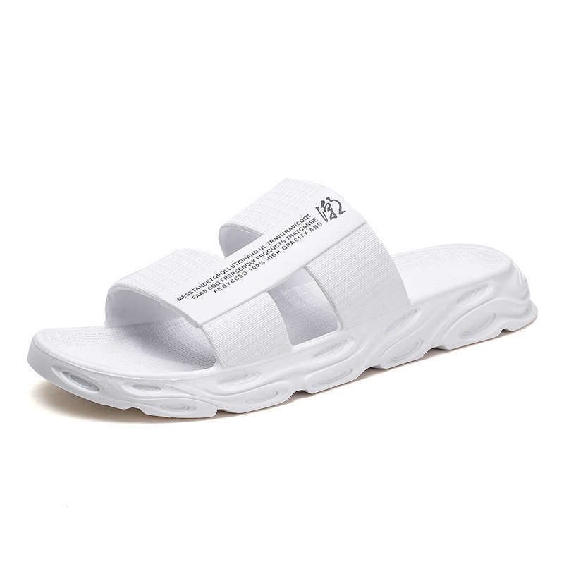 Casual sandals and slippers