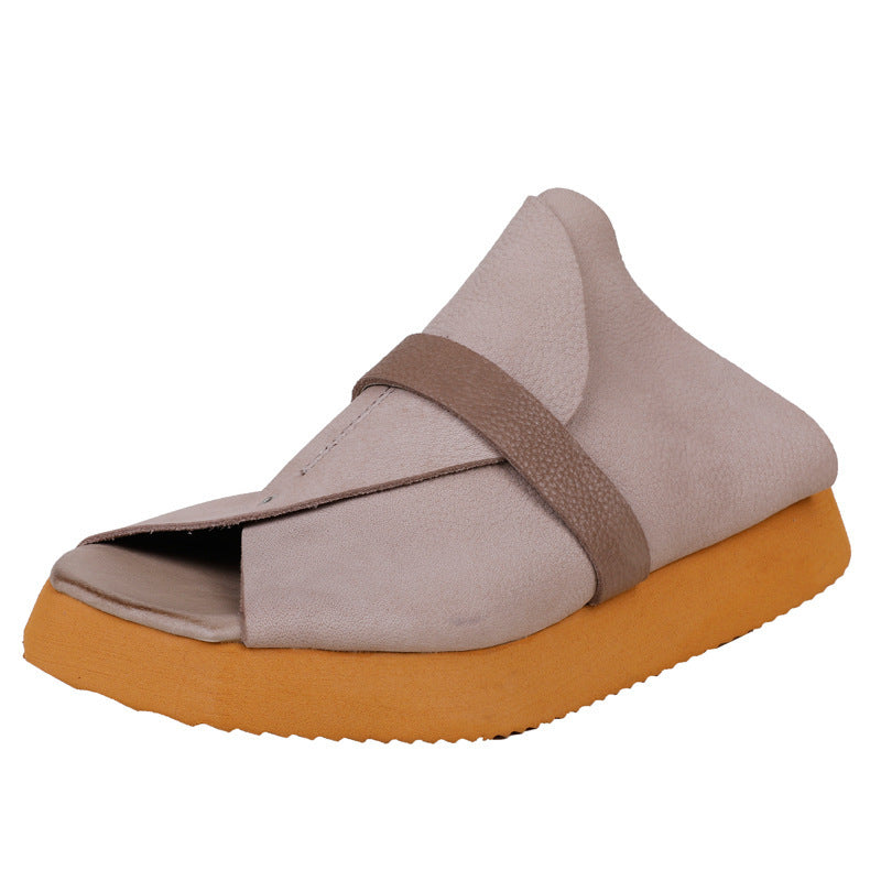 Leather sandals and slippers