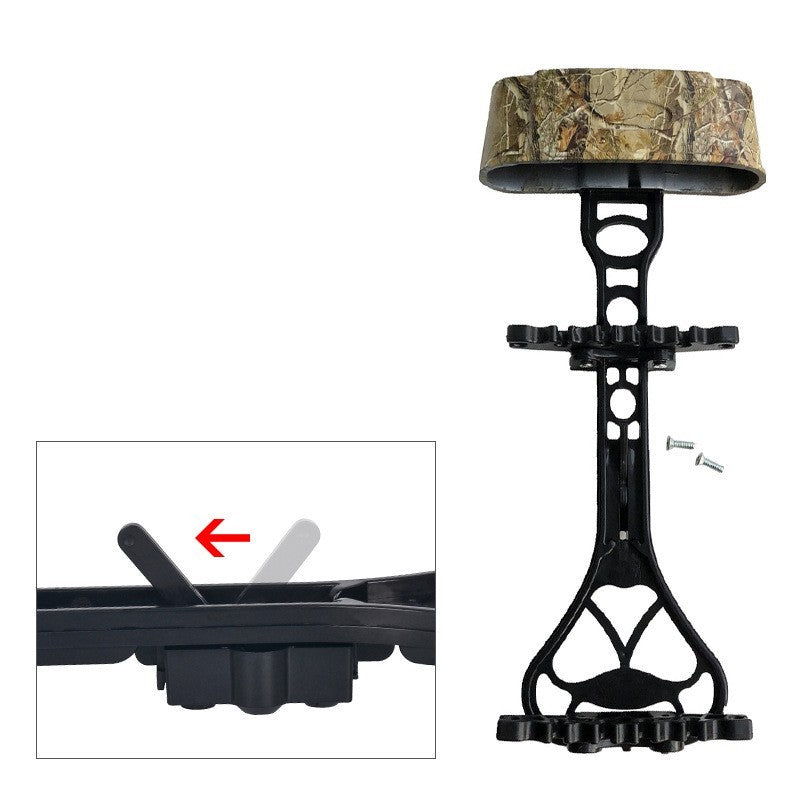 Archery Equipment Can Carry Six Arrows In Camouflage