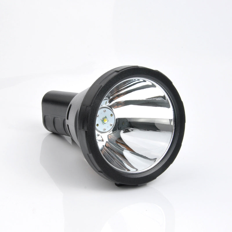 Strong light flashlight