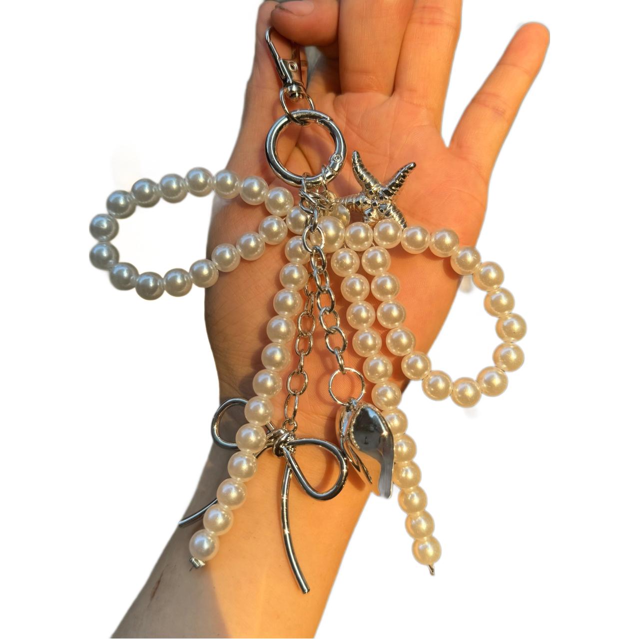Korean Chic New Sweet Pearl Bow Silver Love Pendant Car Keychain Pendant